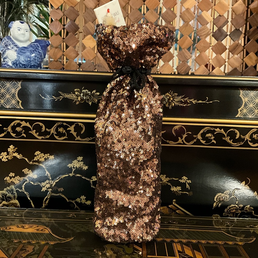 NWT$58 Johnny Was Gold Holiday Sequin Wine Tote